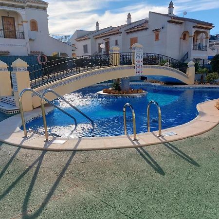 Villa Casa Chloe, Urbanizacion Privada Torrevieja Exterior foto