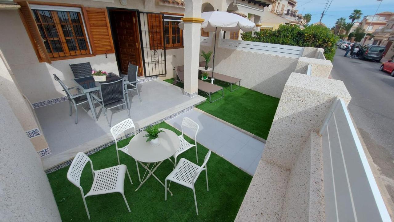 Villa Casa Chloe, Urbanizacion Privada Torrevieja Exterior foto